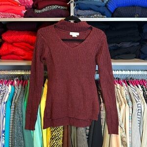 Planet Gold maroon long sleeve v neck sweater size XS​